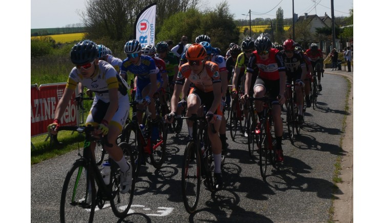 photo Retour sur le 38ème critérium cycliste du 17 avril à Hanches