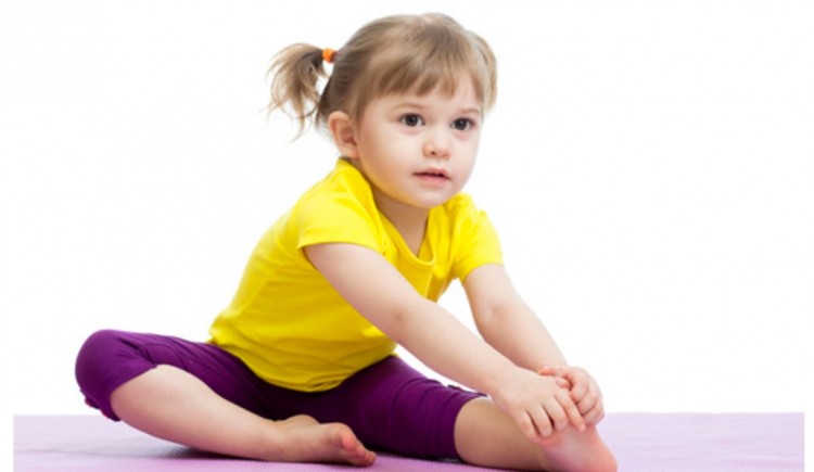 photo L'AEDAH propose du yoga parents-enfants